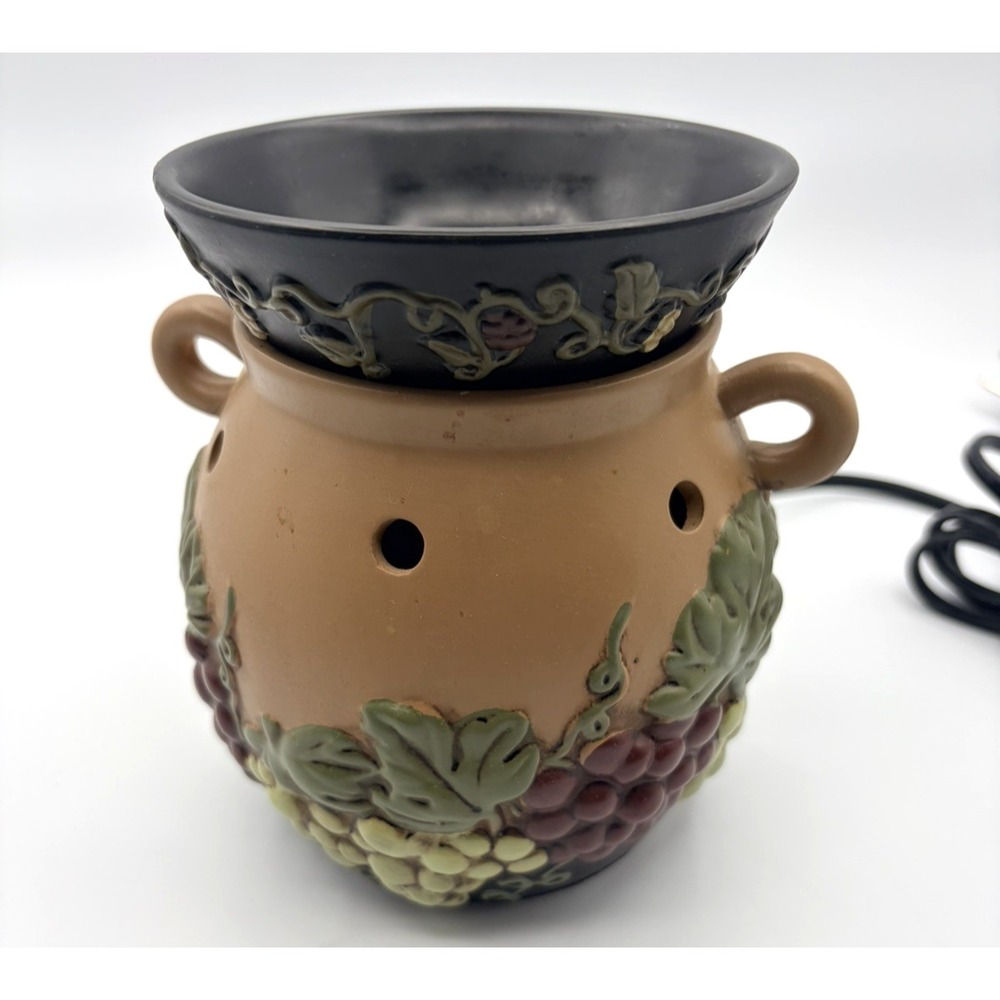 Scentsy Deluxe Warmer - Grapevine - RETIRED - NIB